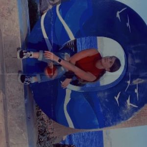 Meet your Posher, Isabel